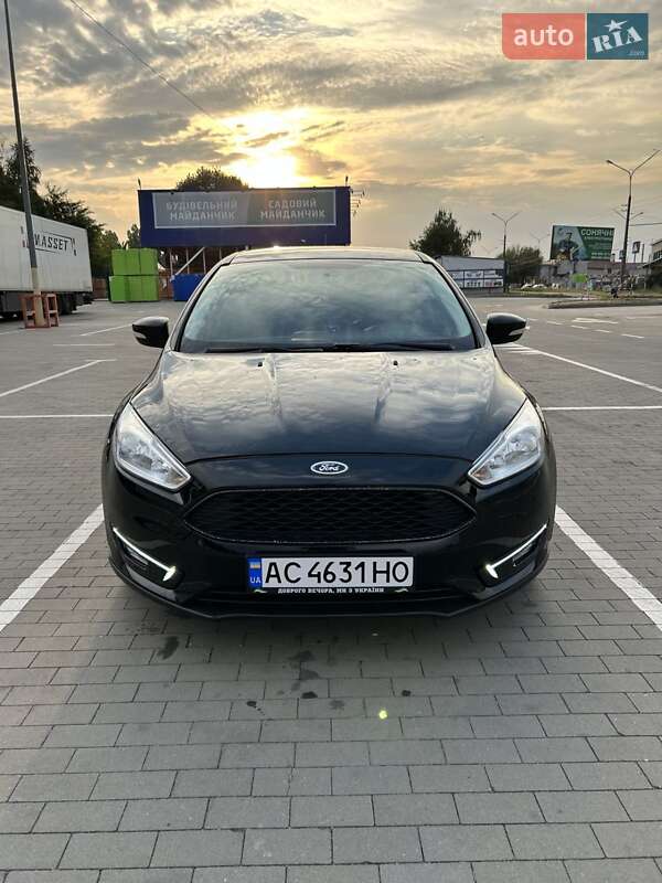 Седан Ford Focus 2016 в Луцке