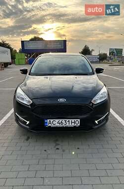 Седан Ford Focus 2016 в 