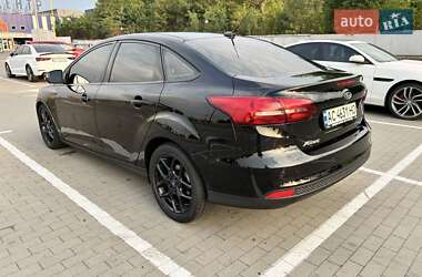 Седан Ford Focus 2016 в 