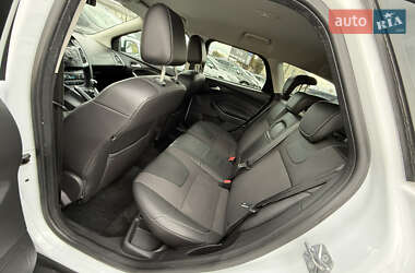 Универсал Ford Focus 2012 в 