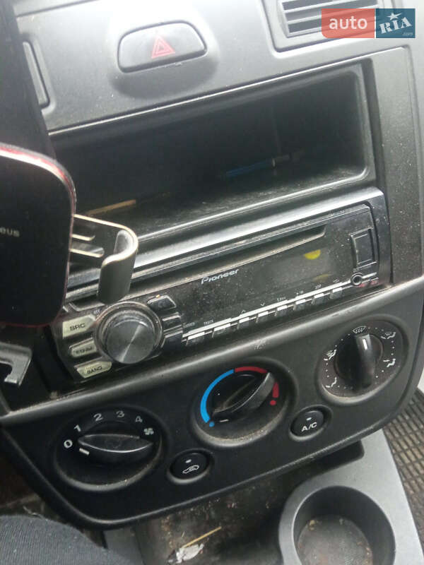 Хетчбек Ford Focus 2006 в Києві