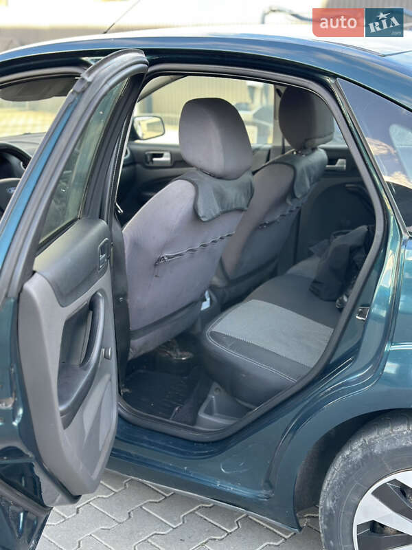 Седан Ford Focus 2005 в Летичеве