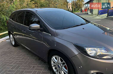 Универсал Ford Focus 2014 в 