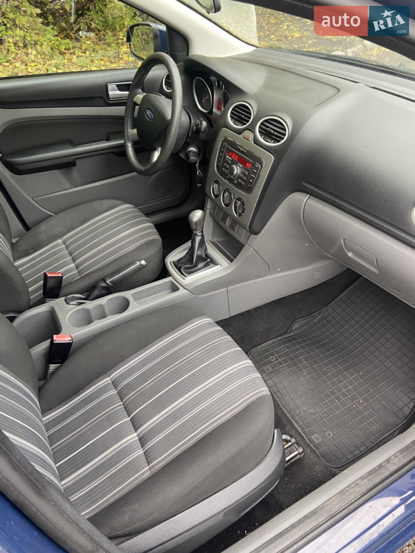 2010 Ford Focus - мініатюра 14