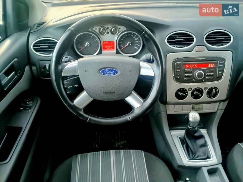 Універсал Ford Focus 2010 в Харкові