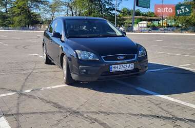 Седан Ford Focus 2005 в 