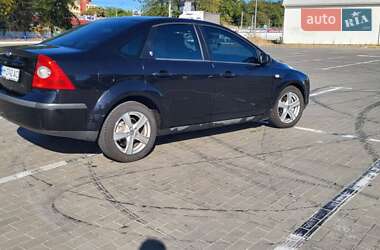 Седан Ford Focus 2005 в 