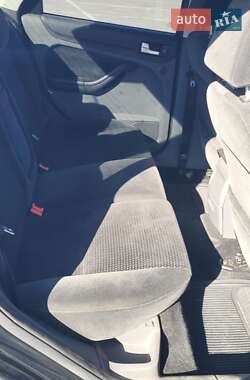 Седан Ford Focus 2005 в 