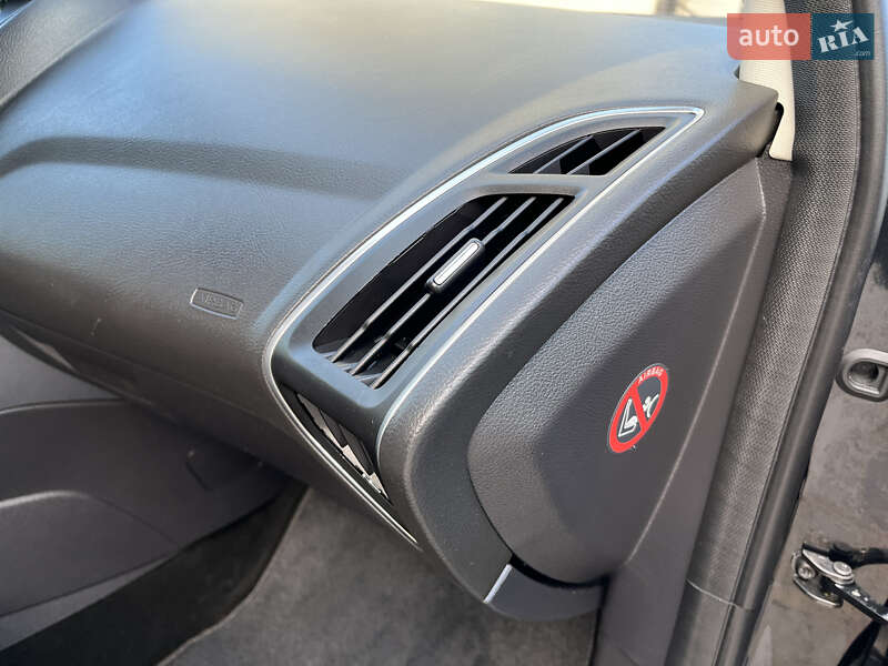 Хетчбек Ford Focus 2012 в Стрию фото 106 Хетчбек Ford Focus 2012 в Стрию