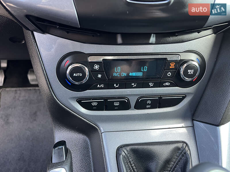 Хетчбек Ford Focus 2012 в Стрию фото 124 Хетчбек Ford Focus 2012 в Стрию