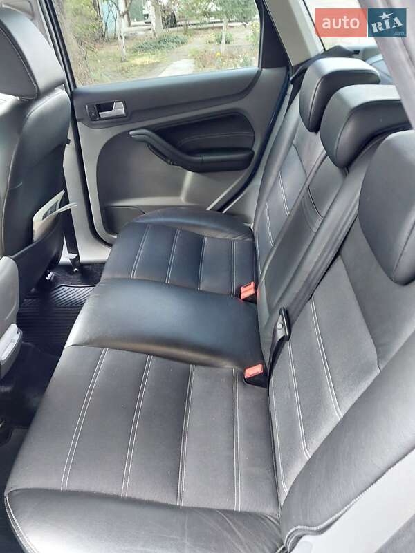 Универсал Ford Focus 2009 в Запорожье фото 10 Универсал Ford Focus 2009 в Запорожье