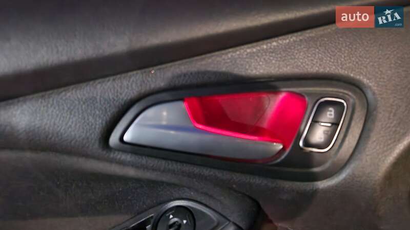 Хэтчбек Ford Focus 2016 в Шепетовке