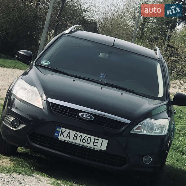 Универсал Ford Focus 2010 в 