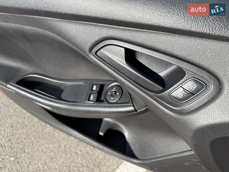 Седан Ford Focus 2018 в Києві