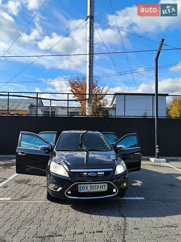 Седан Ford Focus 2010 в Киеве