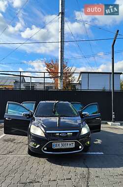 Седан Ford Focus 2010 в  фото 2 Седан Ford Focus 2010 в