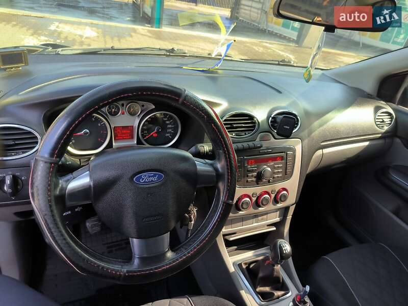 Седан Ford Focus 2010 в Киеве