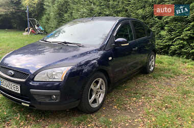 Хэтчбек Ford Focus 2006 в 