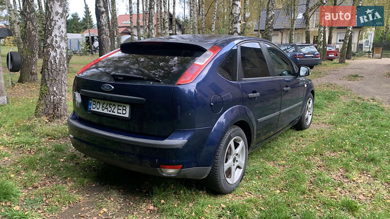 Хэтчбек Ford Focus 2006 в Борщеве