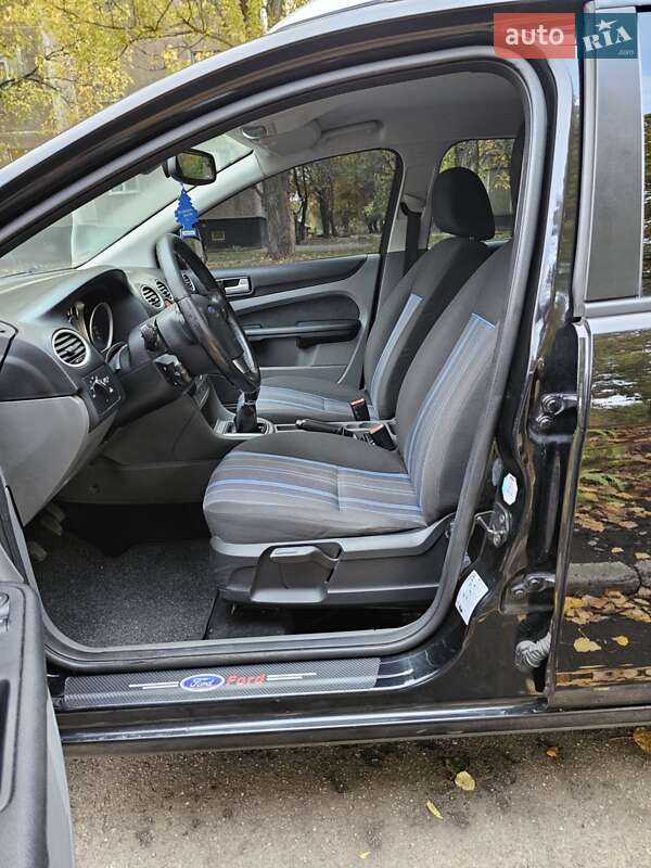 Универсал Ford Focus 2008 в Долинской фото 12 Универсал Ford Focus 2008 в Долинской