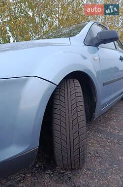 Хэтчбек Ford Focus 2005 в  фото 9 Хэтчбек Ford Focus 2005 в