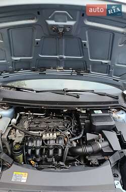 Хэтчбек Ford Focus 2005 в  фото 29 Хэтчбек Ford Focus 2005 в