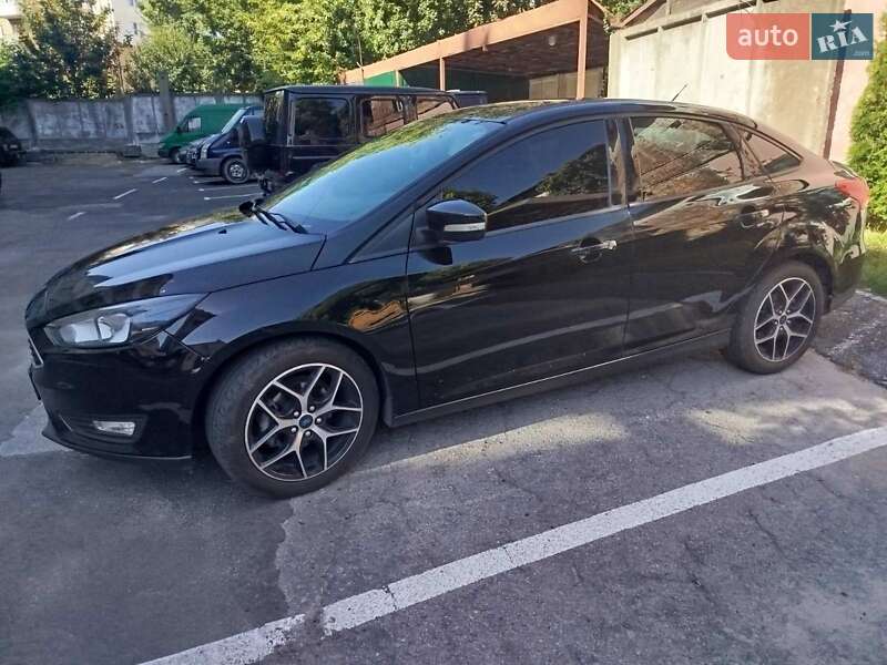 Седан Ford Focus 2017 в Житомире