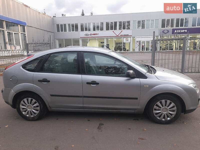 Хетчбек Ford Focus 2005 в Сумах фото 4 Хетчбек Ford Focus 2005 в Сумах