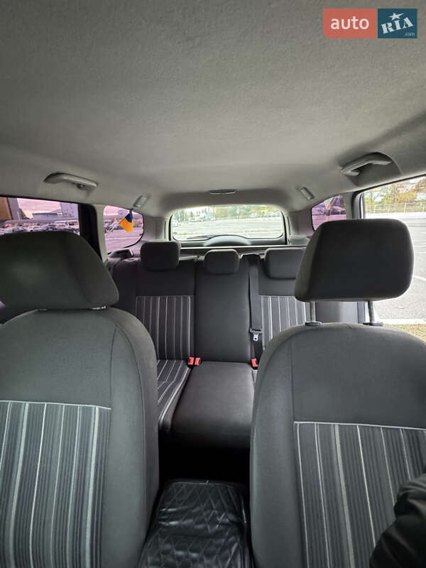 Универсал Ford Focus 2008 в Киеве фото 24 Универсал Ford Focus 2008 в Киеве