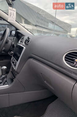 Універсал Ford Focus 2004 в 