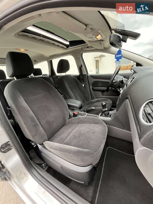 Універсал Ford Focus 2006 в Луцьку