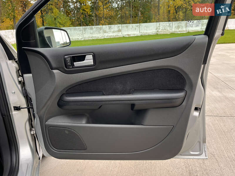 Універсал Ford Focus 2006 в Луцьку