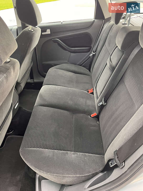 Універсал Ford Focus 2006 в Луцьку