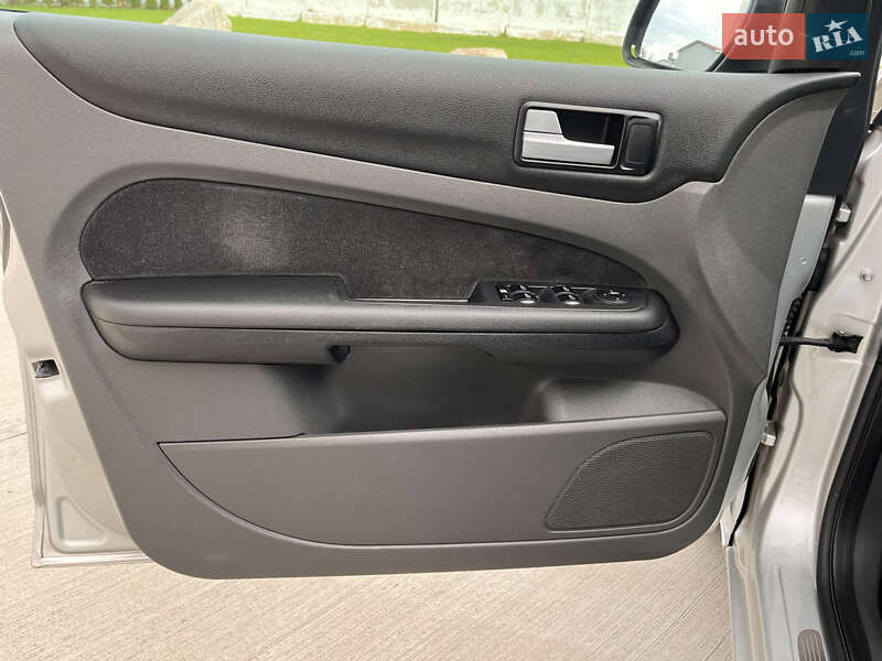 Універсал Ford Focus 2006 в Луцьку