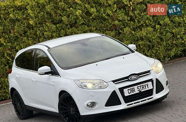 Хэтчбек Ford Focus 2013 в 