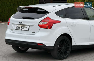 Хэтчбек Ford Focus 2013 в 