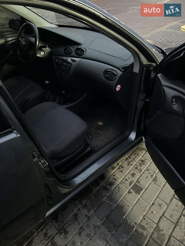 Хетчбек Ford Focus 2004 в Києві