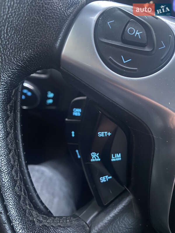 Универсал Ford Focus 2014 в Киеве фото 24 Универсал Ford Focus 2014 в Киеве