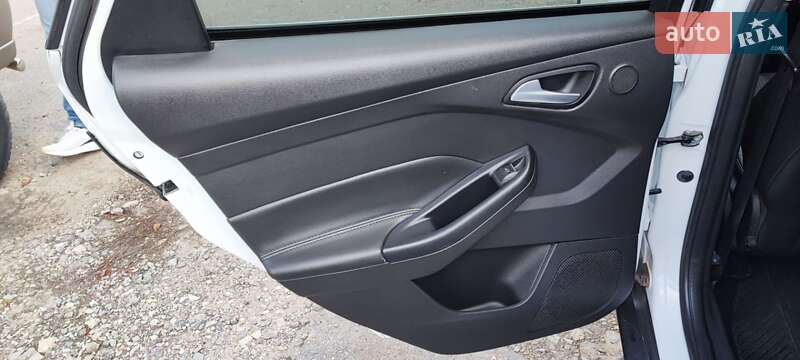 Хэтчбек Ford Focus 2013 в Каменец-Подольском