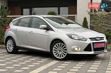 Хэтчбек Ford Focus 2014 в 