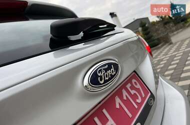 Хэтчбек Ford Focus 2014 в 
