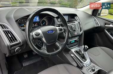 Хэтчбек Ford Focus 2014 в 