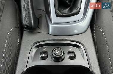 Хэтчбек Ford Focus 2014 в 