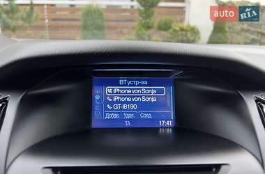Хэтчбек Ford Focus 2014 в 