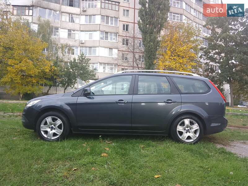 Ford Focus 2011