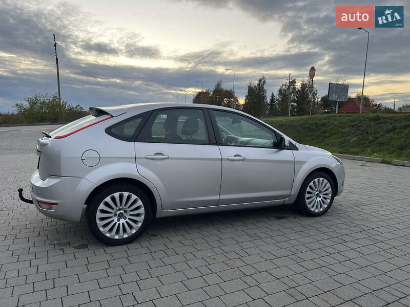 Хэтчбек Ford Focus 2009 в Стрые