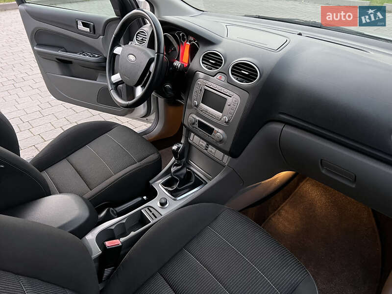 Хэтчбек Ford Focus 2009 в Стрые