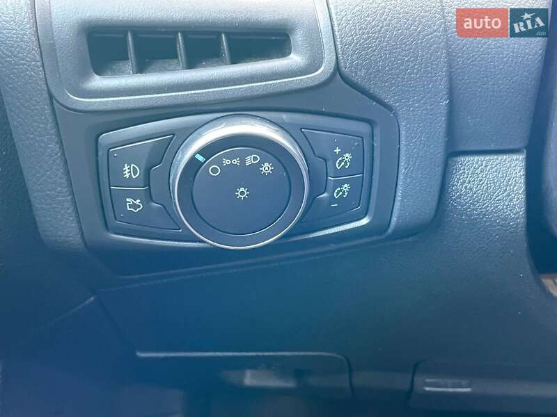 Седан Ford Focus 2017 в Києві