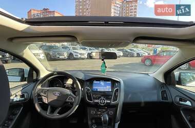 Седан Ford Focus 2017 в  фото 29 Седан Ford Focus 2017 в