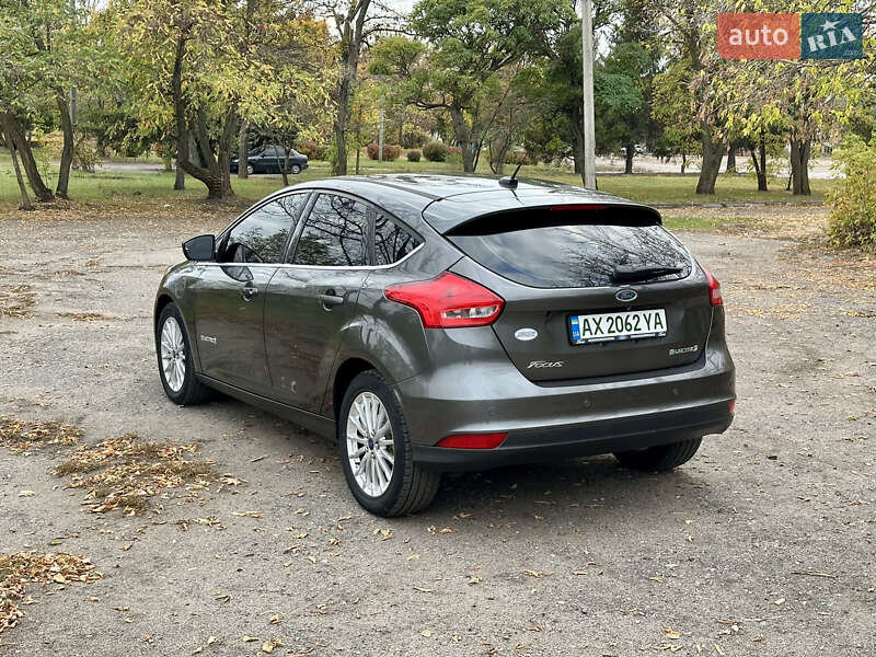 Хетчбек Ford Focus 2015 в Харкові